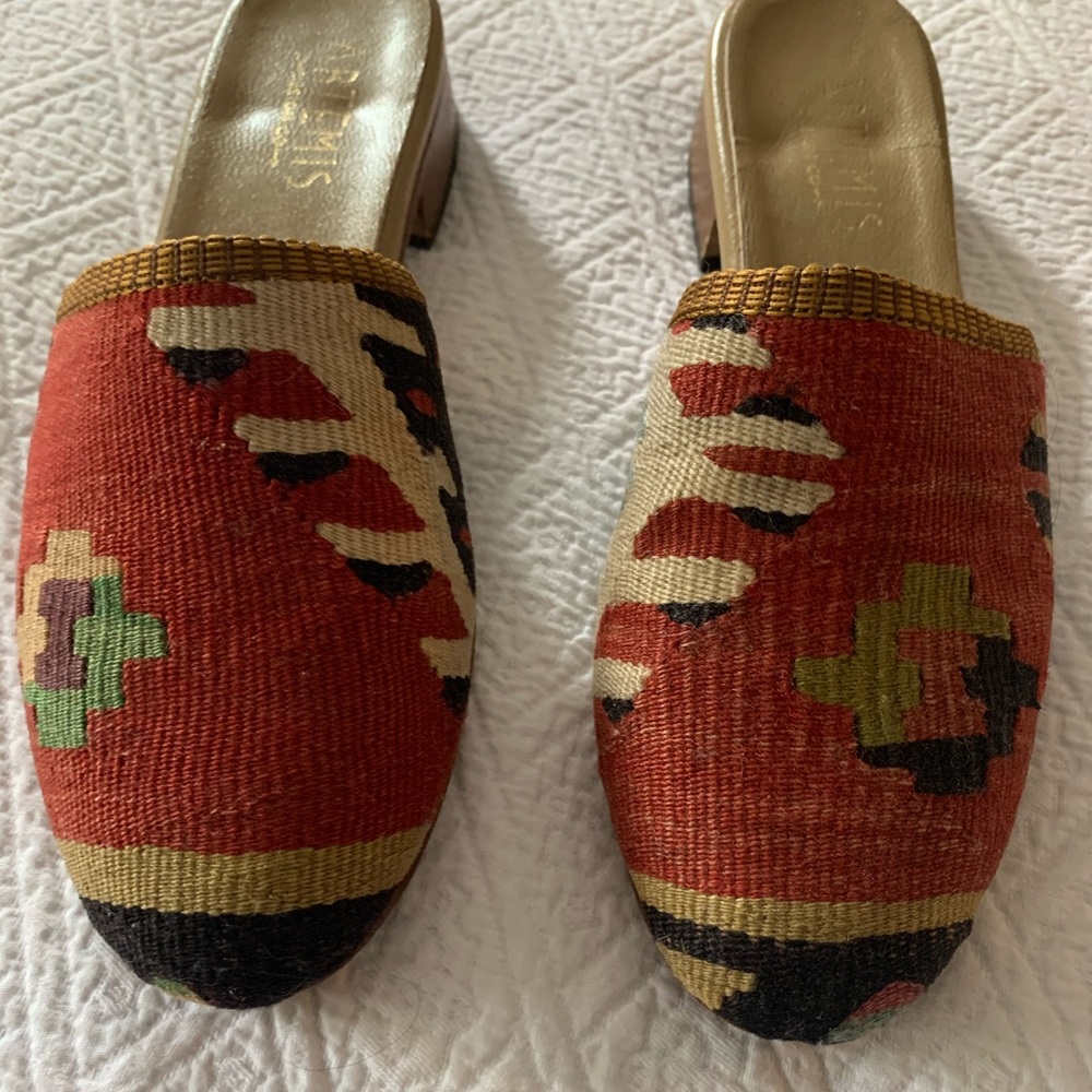 Artemis Design Turkish Rug Needlepoint Mule 38/8 - Picture 2 of 9